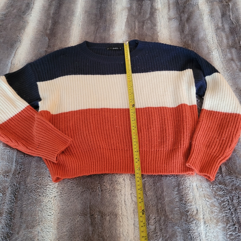 Colorblock sweater - Picture 2 of 4